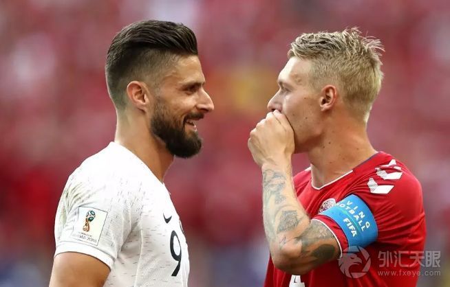  姆巴佩梅开二度助巴黎登顶积分榜  