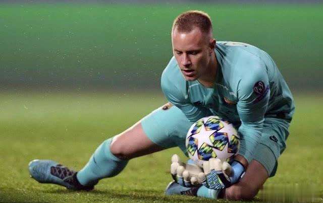 29, 拉齐奥核心续约谈判陷入僵局  